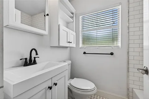 $325,000 | 734 40th Avenue Northeast, St. Petersburg, FL 33703