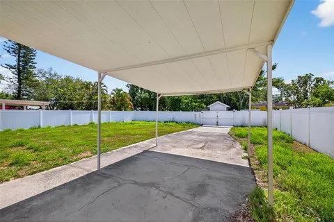 $325,000 | 734 40th Avenue Northeast, St. Petersburg, FL 33703