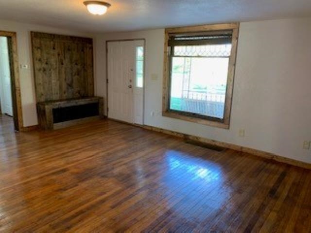 154 Grove Street Rome City, IN 46784 - Photo 5 of 29