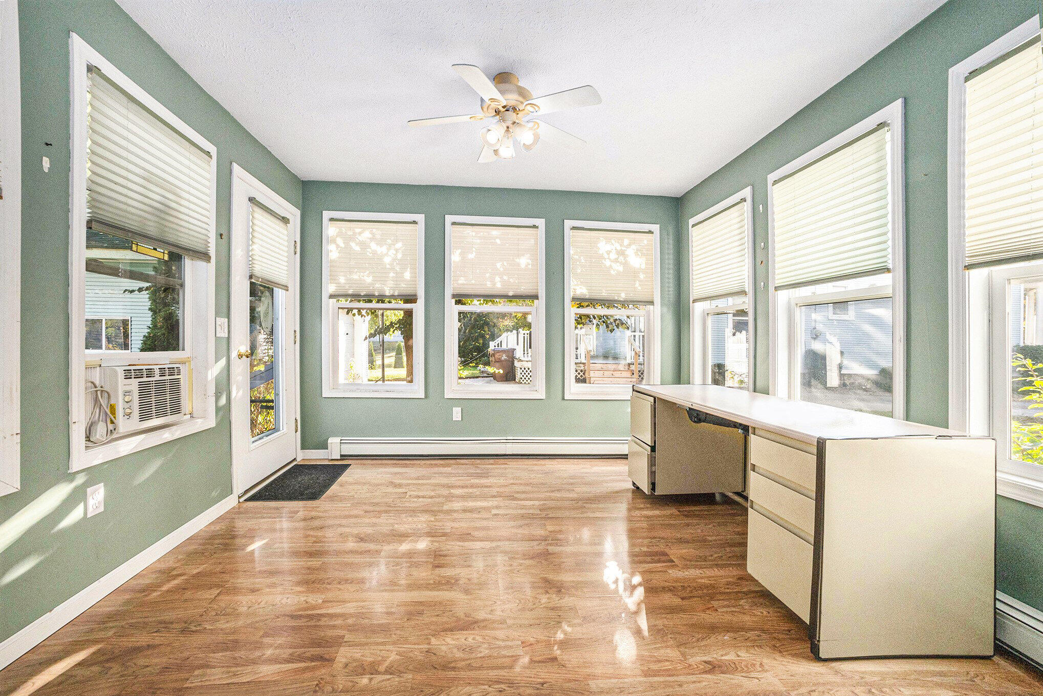 418 Jones Street Ionia, MI 48846 - Photo 13 of 31 013_img_9420_831