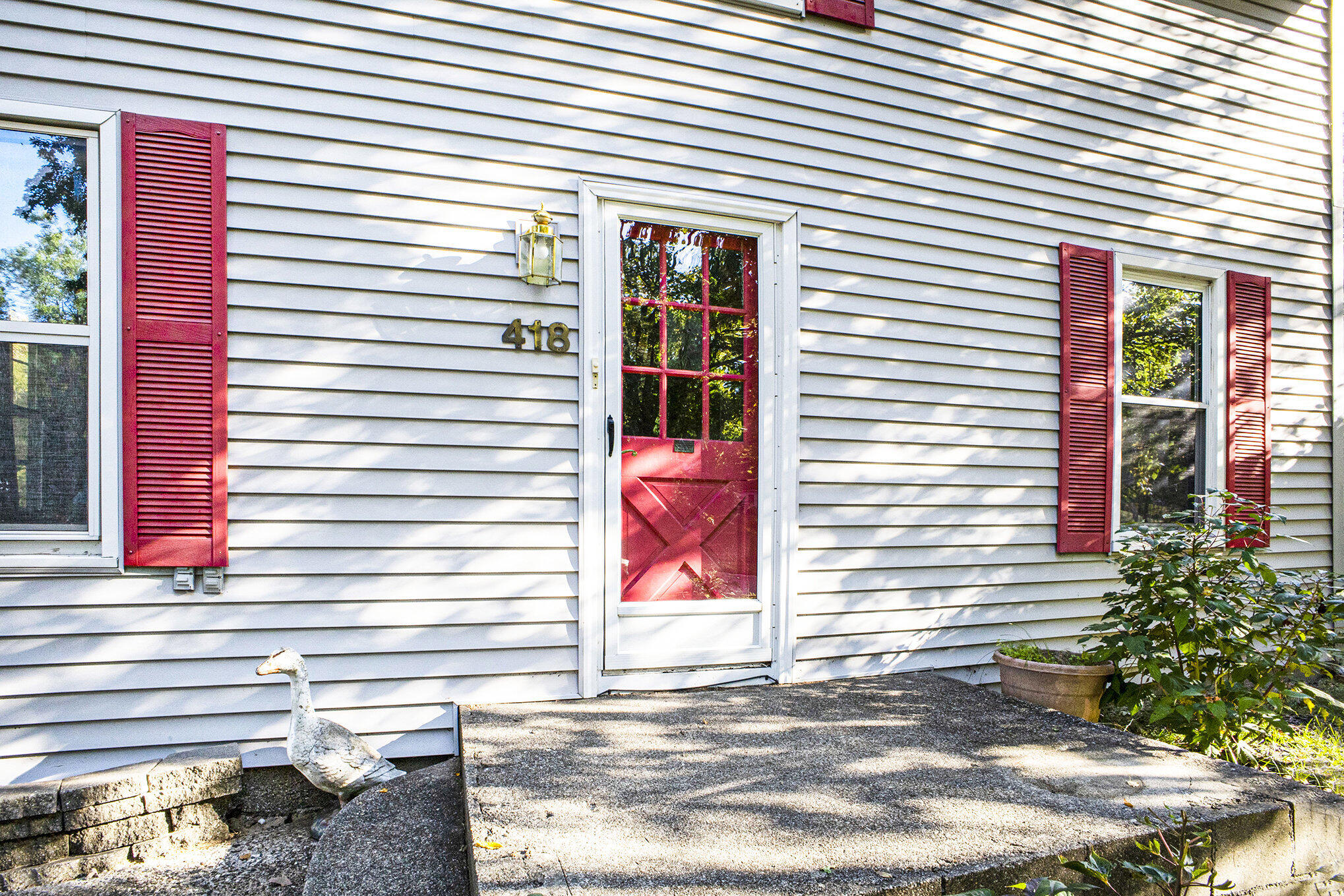 418 Jones Street Ionia, MI 48846 - Photo 5 of 31 005_img_9446_618