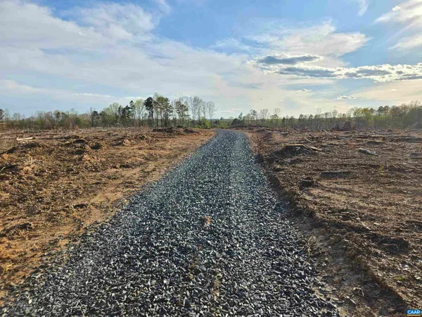 $200,000 | 83.84-ac South James River Road South, Buckingham, VA 23921
