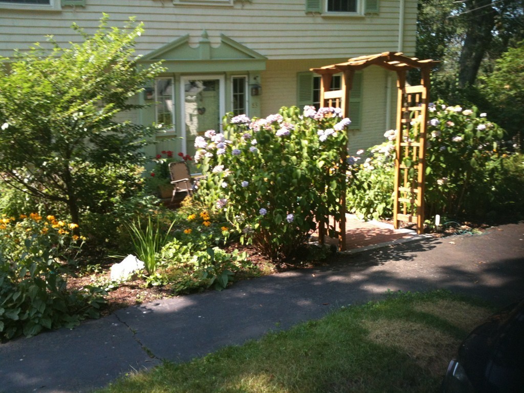 83 Craftsland Road Brookline, MA 02467 - Photo 4 of 30