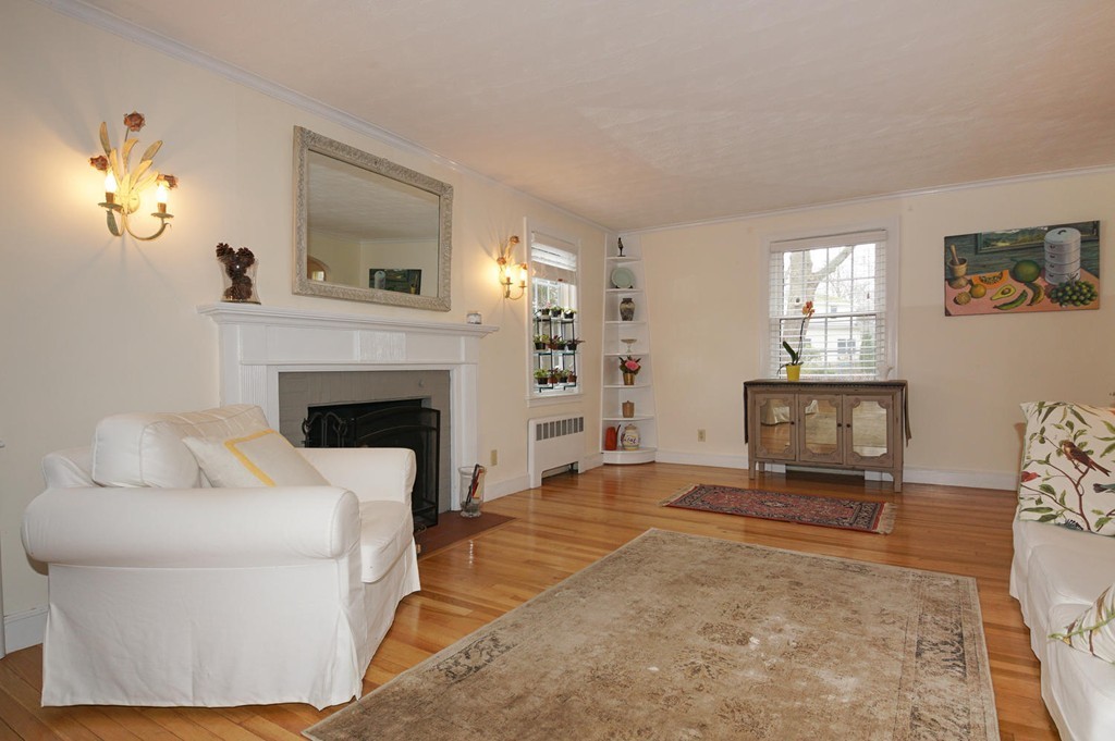 83 Craftsland Road Brookline, MA 02467 - Photo 10 of 30