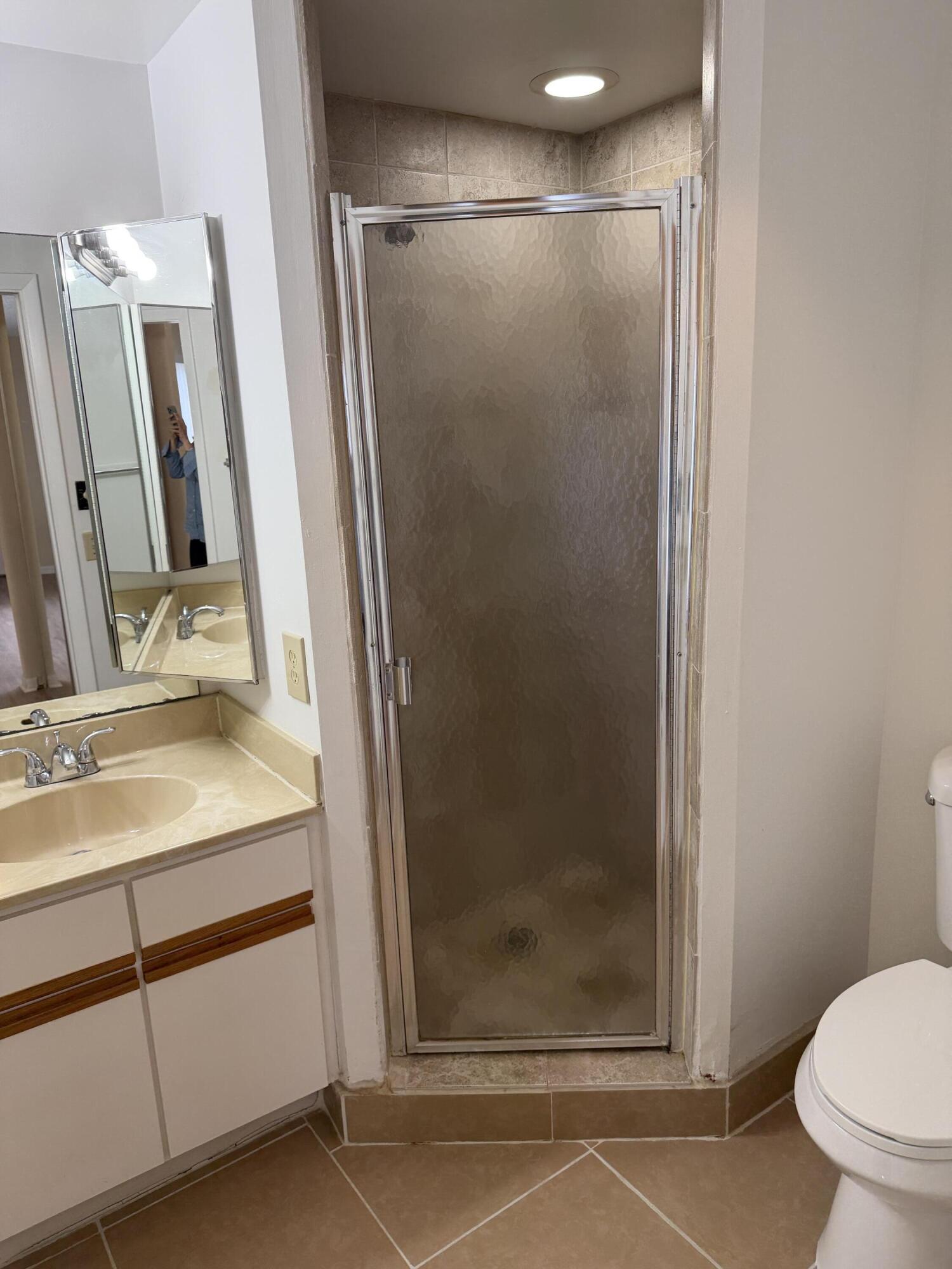 8461 Boca Rio Drive Boca Raton, FL 33433 - Photo 23 of 27 PRIMARY SHOWER