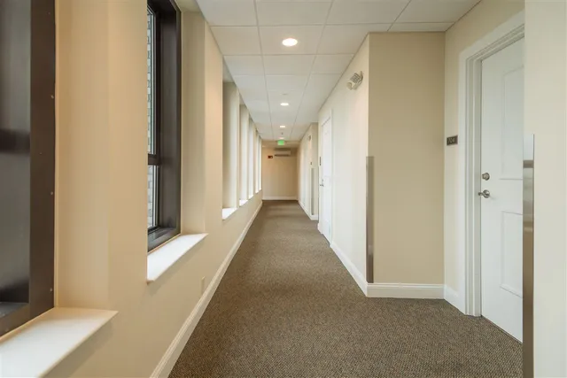 $2,583 | 875 Elm Street, Unit 214, Manchester, NH 03101