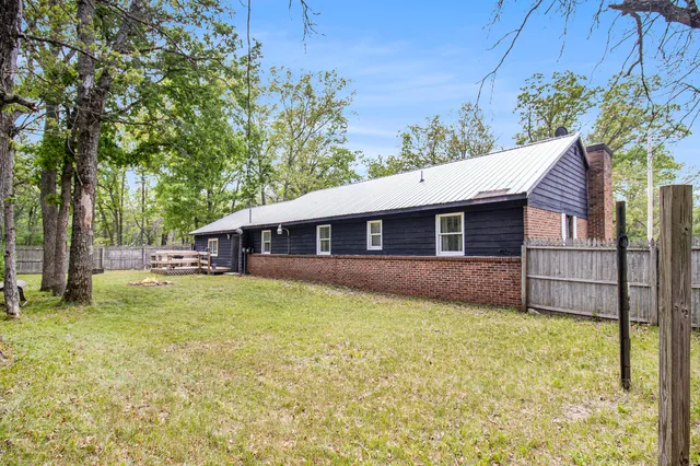 $164,900 | 6236 Arbutus, Idlewild, MI 49642