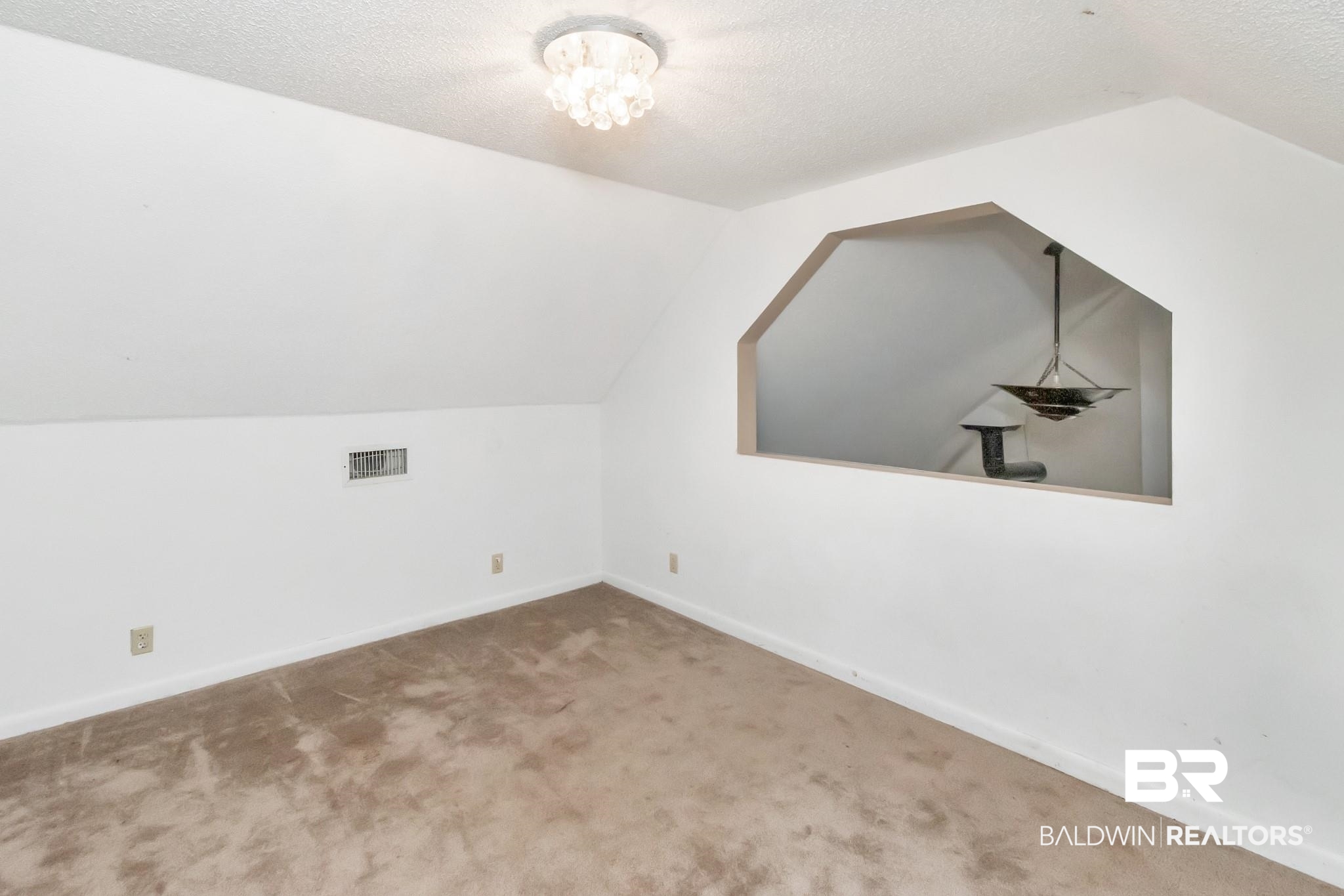 2502 Junius Lane Mobile, AL 36618 - Photo 37 of 41