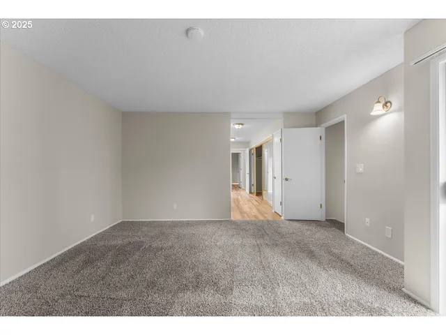 $235,000 | 2105 Northeast 136th Avenue, Vancouver, WA 98682