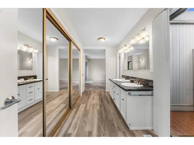 $235,000 | 2105 Northeast 136th Avenue, Vancouver, WA 98682