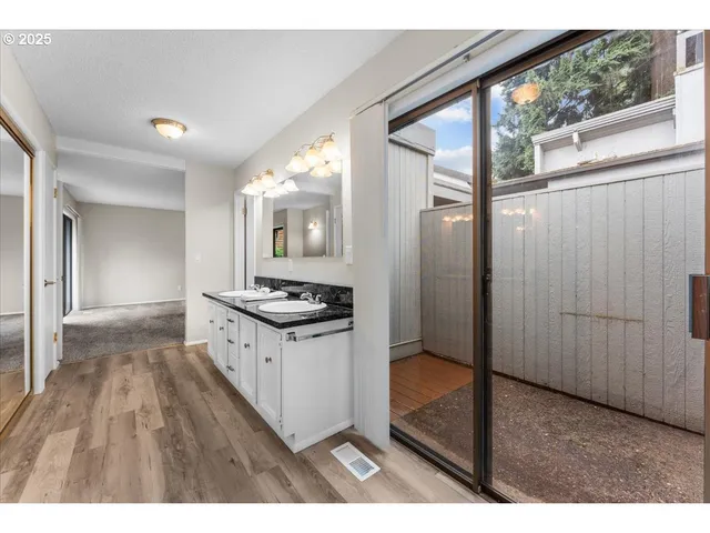 $235,000 | 2105 Northeast 136th Avenue, Vancouver, WA 98682