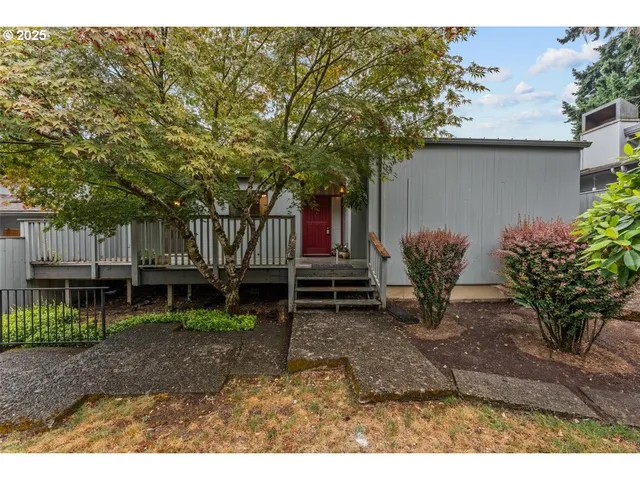 $235,000 | 2105 Northeast 136th Avenue, Vancouver, WA 98682