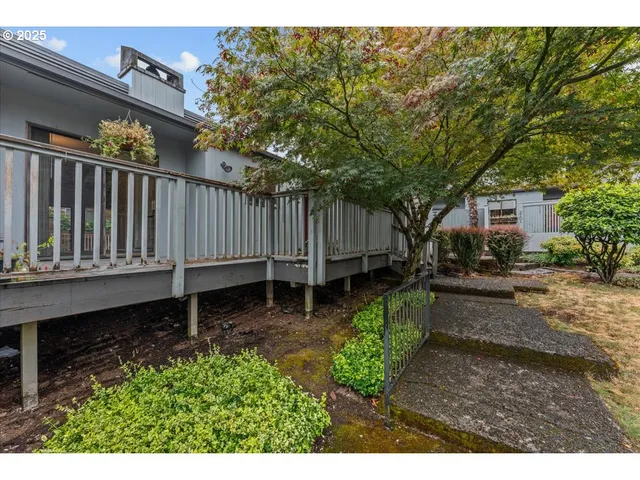 $235,000 | 2105 Northeast 136th Avenue, Vancouver, WA 98682