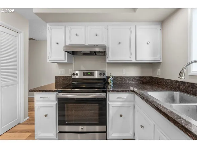 $235,000 | 2105 Northeast 136th Avenue, Vancouver, WA 98682