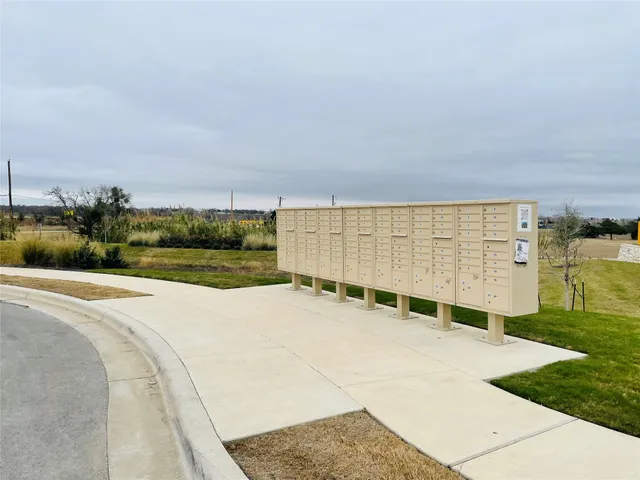 $1,900 | 18508 A High Flyer Way Manor, Manor, TX 78653