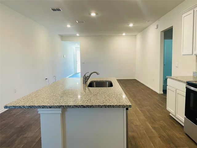 $1,900 | 18508 A High Flyer Way Manor, Manor, TX 78653