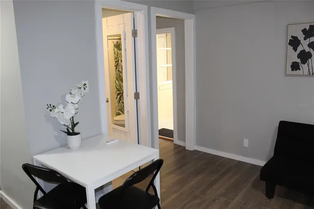 $1,350 | 6027 1st Avenue North, Unit A, St. Petersburg, FL 33710