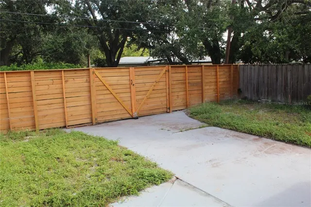 $1,350 | 6027 1st Avenue North, Unit A, St. Petersburg, FL 33710