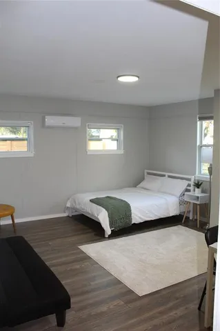 $1,350 | 6027 1st Avenue North, Unit A, St. Petersburg, FL 33710