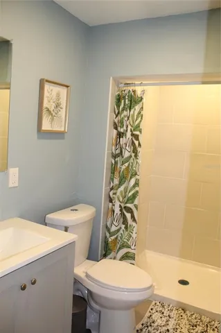 $1,350 | 6027 1st Avenue North, Unit A, St. Petersburg, FL 33710