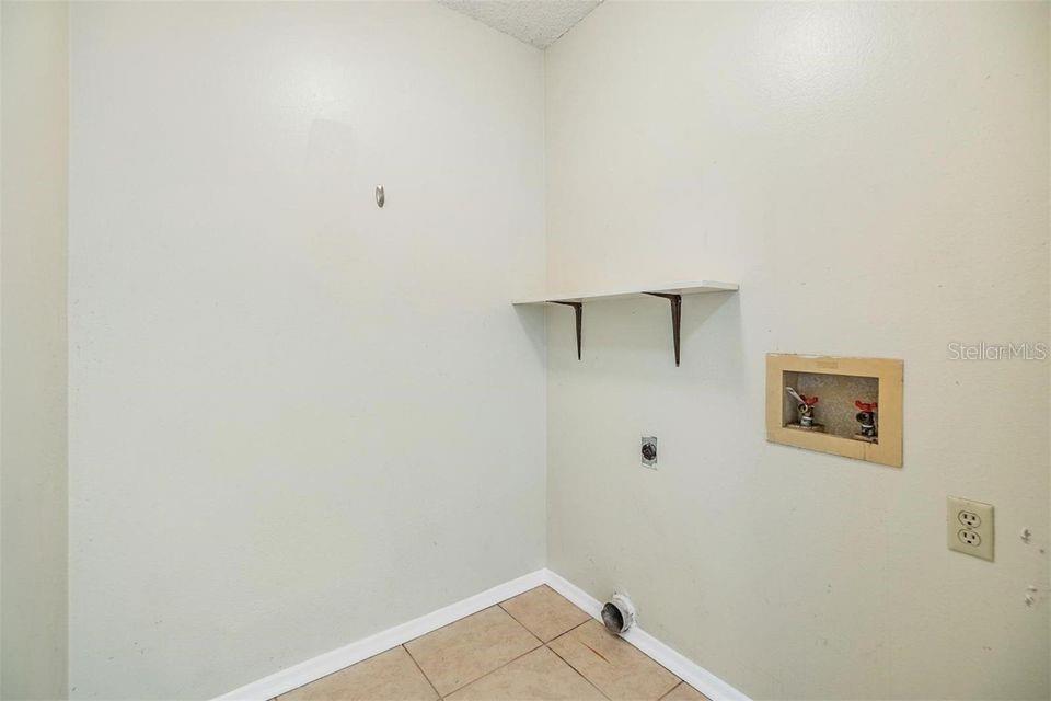 3302 Laurel Dale Drive Tampa, FL 33618 - Photo 17 of 26