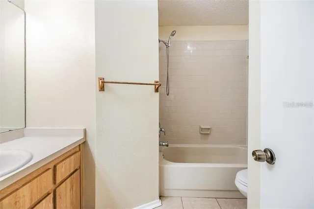 $2,250 | 3302 Laurel Dale Drive, Tampa, FL 33618