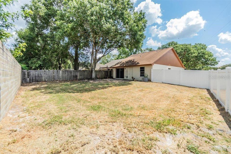 3302 Laurel Dale Drive Tampa, FL 33618 - Photo 4 of 26