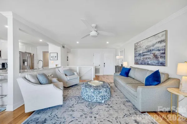 $1,091,000 | 20407 Harborgate Court, Unit 408, Cornelius, NC 28031