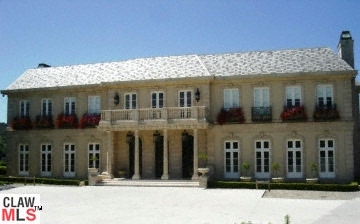 2571 Wallingford Drive Beverly Hills, CA 90210 - Photo 1 of 1