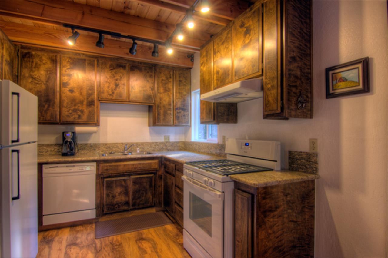 5258 Palisade Road Soda Springs, CA 95728 - Photo 7 of 14 Gallery Image 7