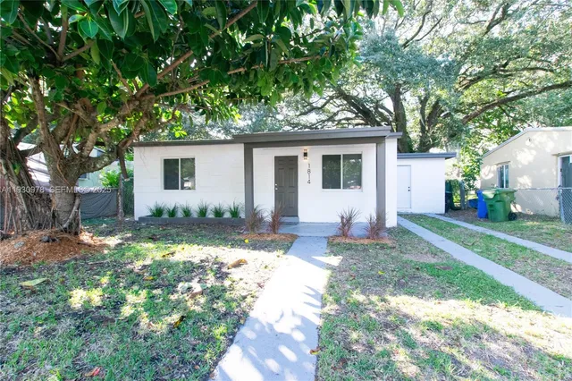 $2,625 | 1814 Northwest 8th Place, Fort Lauderdale, FL 33311