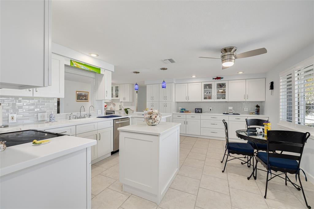 3608 Floramar Terrace New Port Richey, FL 34652 - Photo 5 of 43
