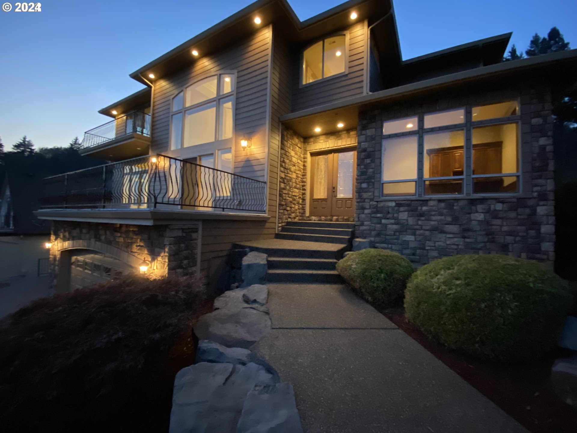 785 Northwest Valley Street Camas, WA 98607 - Photo 1 of 29 Gallery Image 1