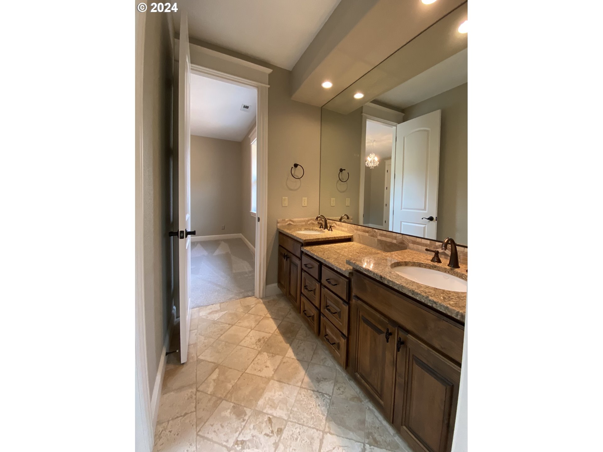 785 Northwest Valley Street Camas, WA 98607 - Photo 17 of 29 Gallery Image 17