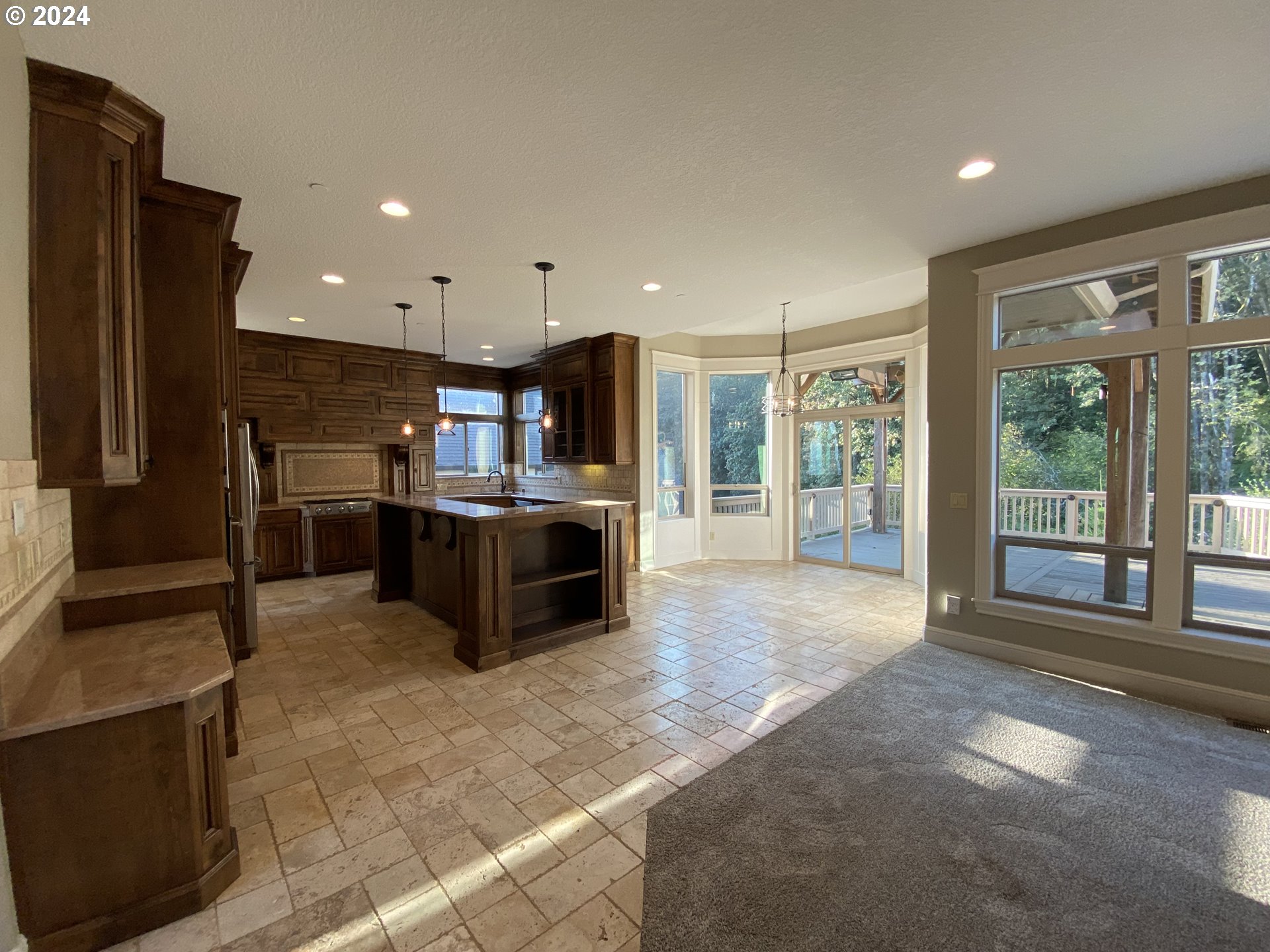 785 Northwest Valley Street Camas, WA 98607 - Photo 9 of 29 Gallery Image 9