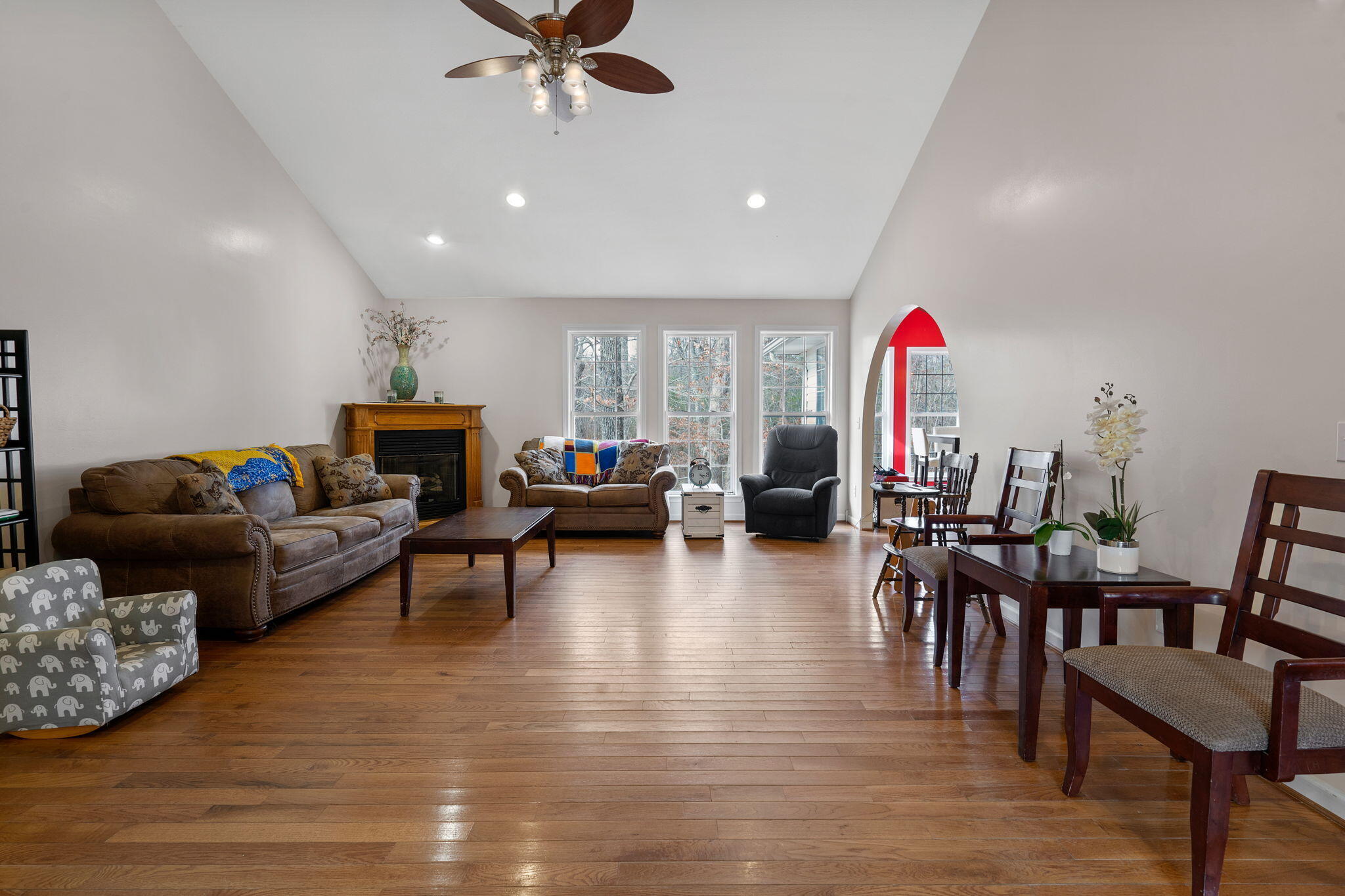 137 Drew Avenue Dayton, TN 37321 - Photo 5 of 32 1-web-or-mls-137 Drew-Angie-1