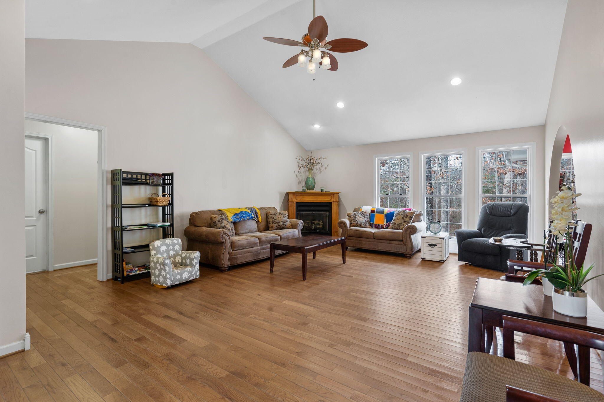 137 Drew Avenue Dayton, TN 37321 - Photo 6 of 32 2-web-or-mls-137 Drew-Angie-2