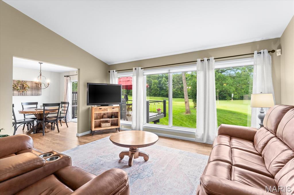 7420 Timberpoint Court Fairview Heights, IL 62208 - Photo 8 of 42