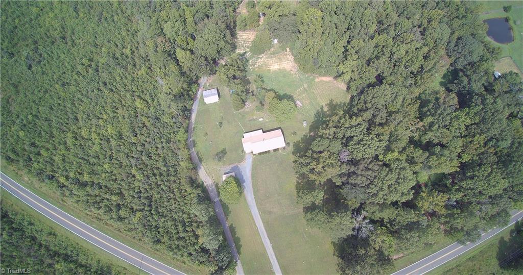 284 Johnson Road Denton, NC 27239 - Photo 5 of 27