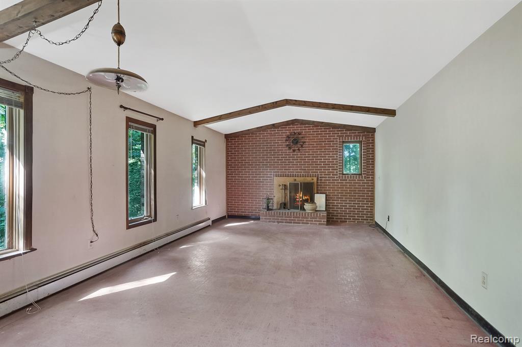 2889 Beck Road Howell, MI 48843 - Photo 24 of 41