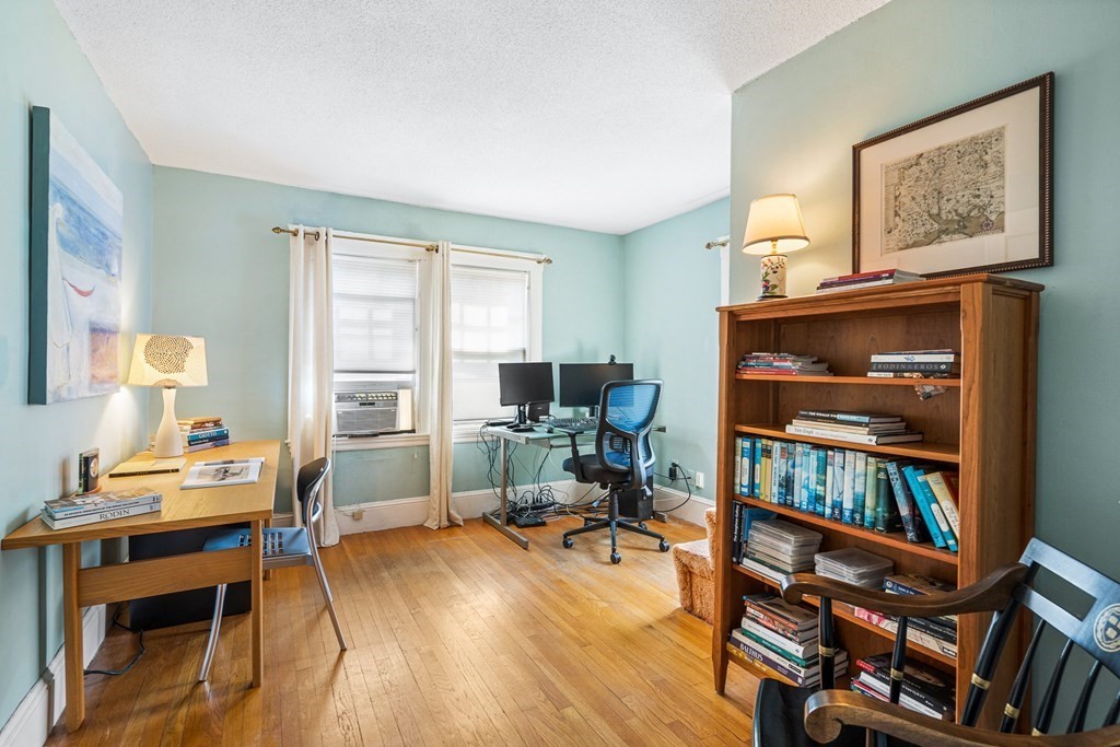 24 Hilltop Avenue Lexington, MA 02421 - Photo 28 of 42
