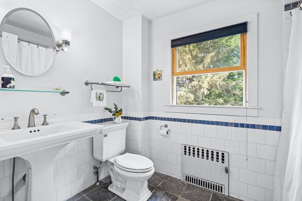 24 Hilltop Avenue Lexington, MA 02421 - Photo 30 of 42