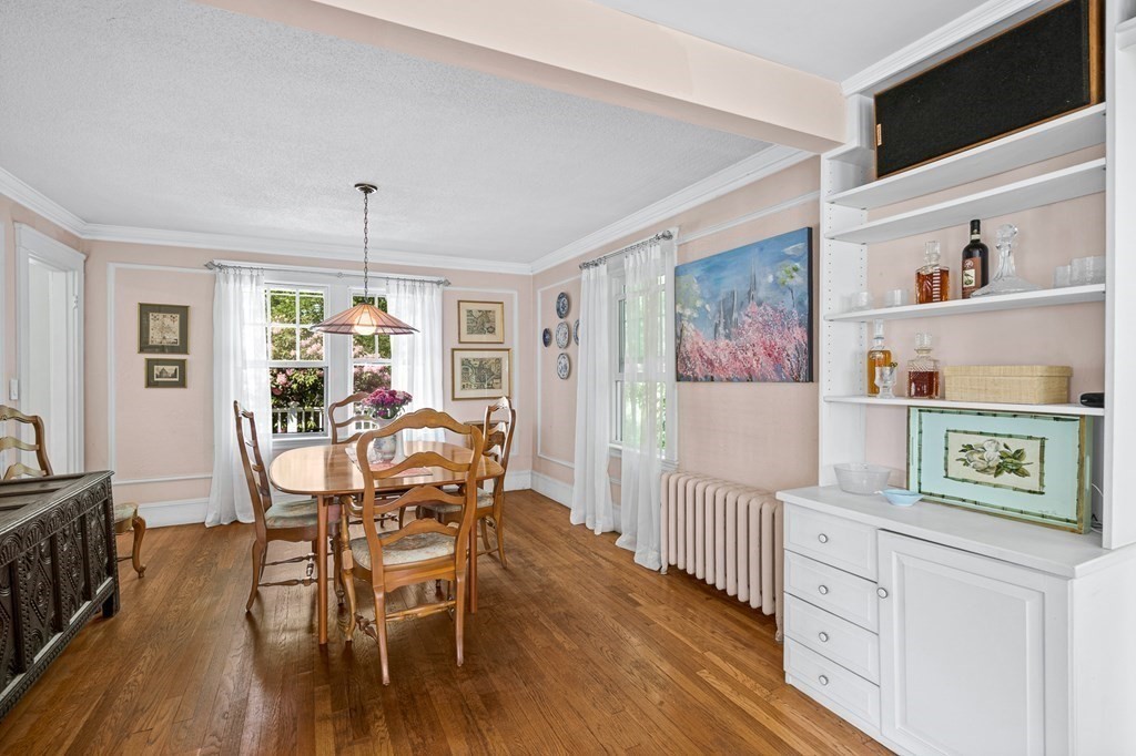 24 Hilltop Avenue Lexington, MA 02421 - Photo 10 of 42