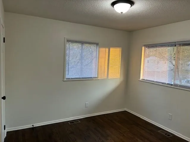 $195,000 | 18104 East 17th Street North, Independence, MO 64058