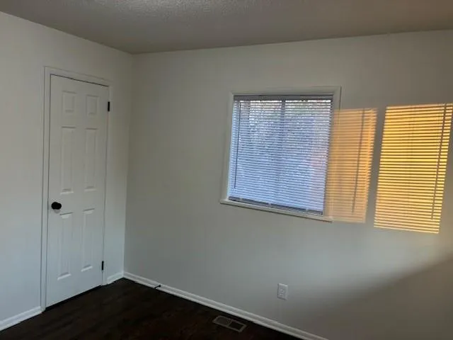 $195,000 | 18104 East 17th Street North, Independence, MO 64058