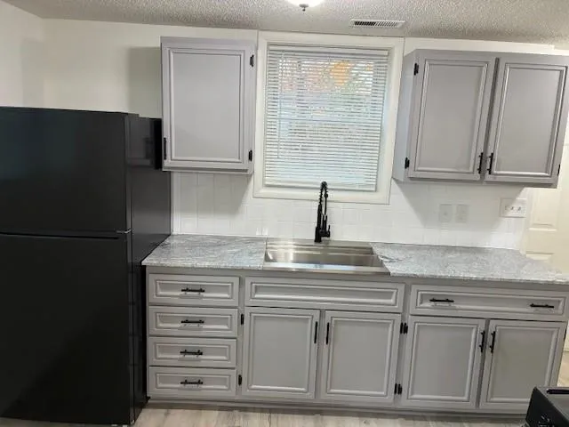 $195,000 | 18104 East 17th Street North, Independence, MO 64058