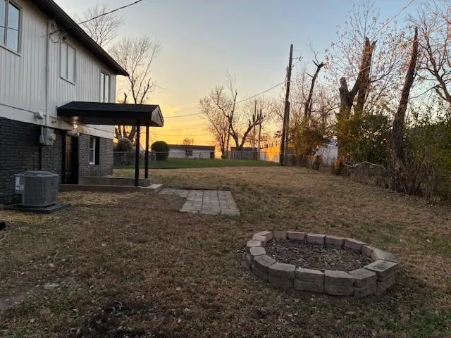 $195,000 | 18104 East 17th Street North, Independence, MO 64058