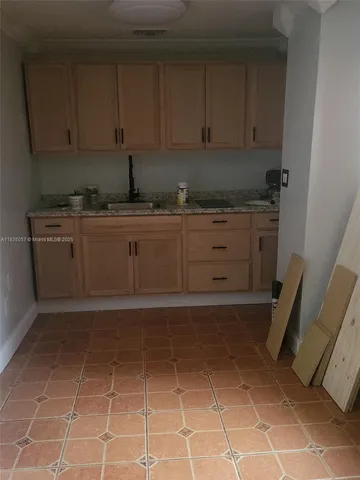 $5,000 | 3300 Garnet Road, Miramar, FL 33025