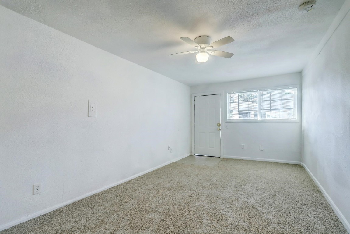 3823 Lydia Street Houston, TX 77021 - Photo 12 of 18 a view of an empty room with a window
