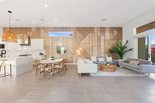 $949,000 | 761 Nugget Lane, Palm Springs, CA 92262